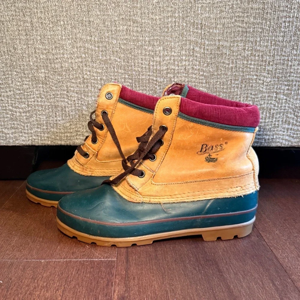 Bass Mens Duck Boots Green Tan Burgundy Corduroy Thinsulate V255QUEBEC Size 9M